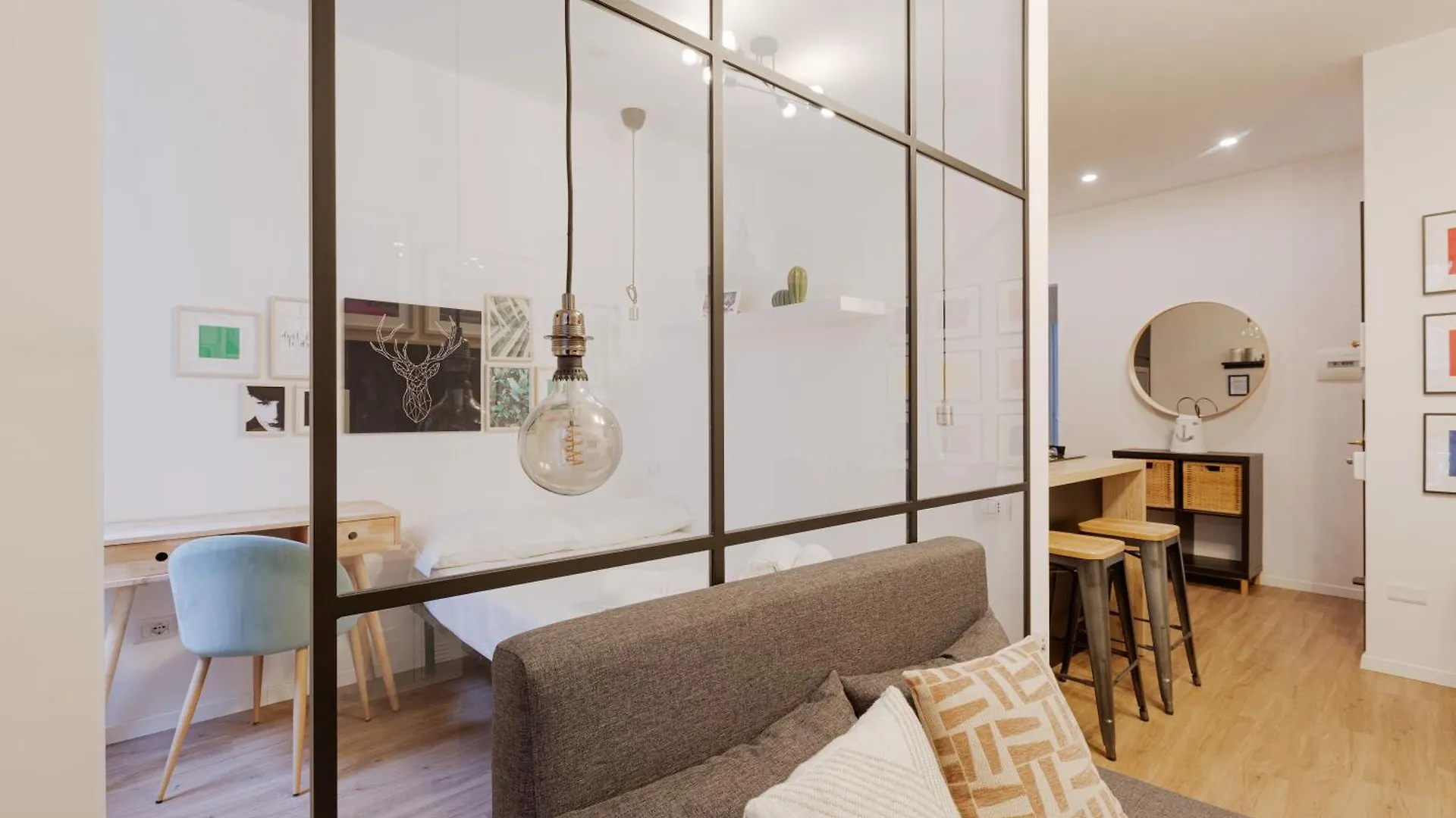 Pasteur M1 - City Zen Studio With Balcony Milan 0*,  Italy