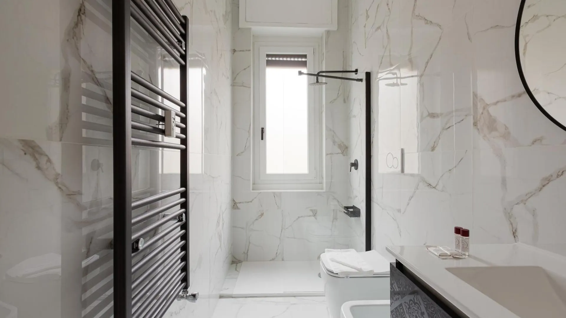 Pasteur M1 - City Zen Studio With Balcony Milan